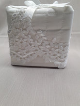 Carica l'immagine nel visualizzatore di Gallery, PORTA KLEENEX QUADRATO serie MACRAMÈ
