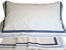 Carica l'immagine nel visualizzatore di Gallery, COMPLETO LETTO TRIBORDO scegliere il colore della balza