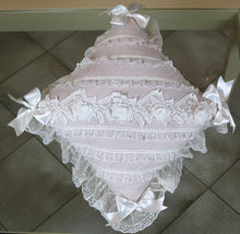 Carica l'immagine nel visualizzatore di Gallery, CUSCINO ROSE