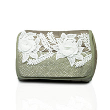 Carica l'immagine nel visualizzatore di Gallery, POCHETTE BEAUTY-CASE misura GRANDE serie BOLLICINE