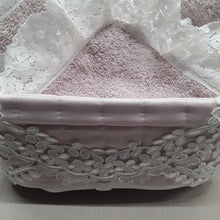 Carica l&#39;immagine nel visualizzatore di Gallery, CONTENITORE  PORTALAVETTE  serie MACRAMÈ
